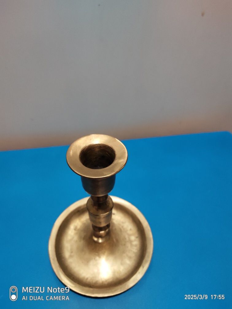 Подсвечник бронзовый