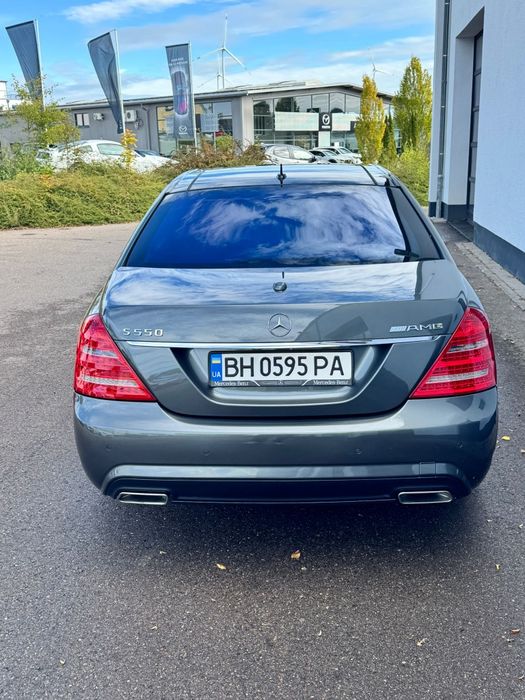 Продам Mercedes-Benz W221 S550