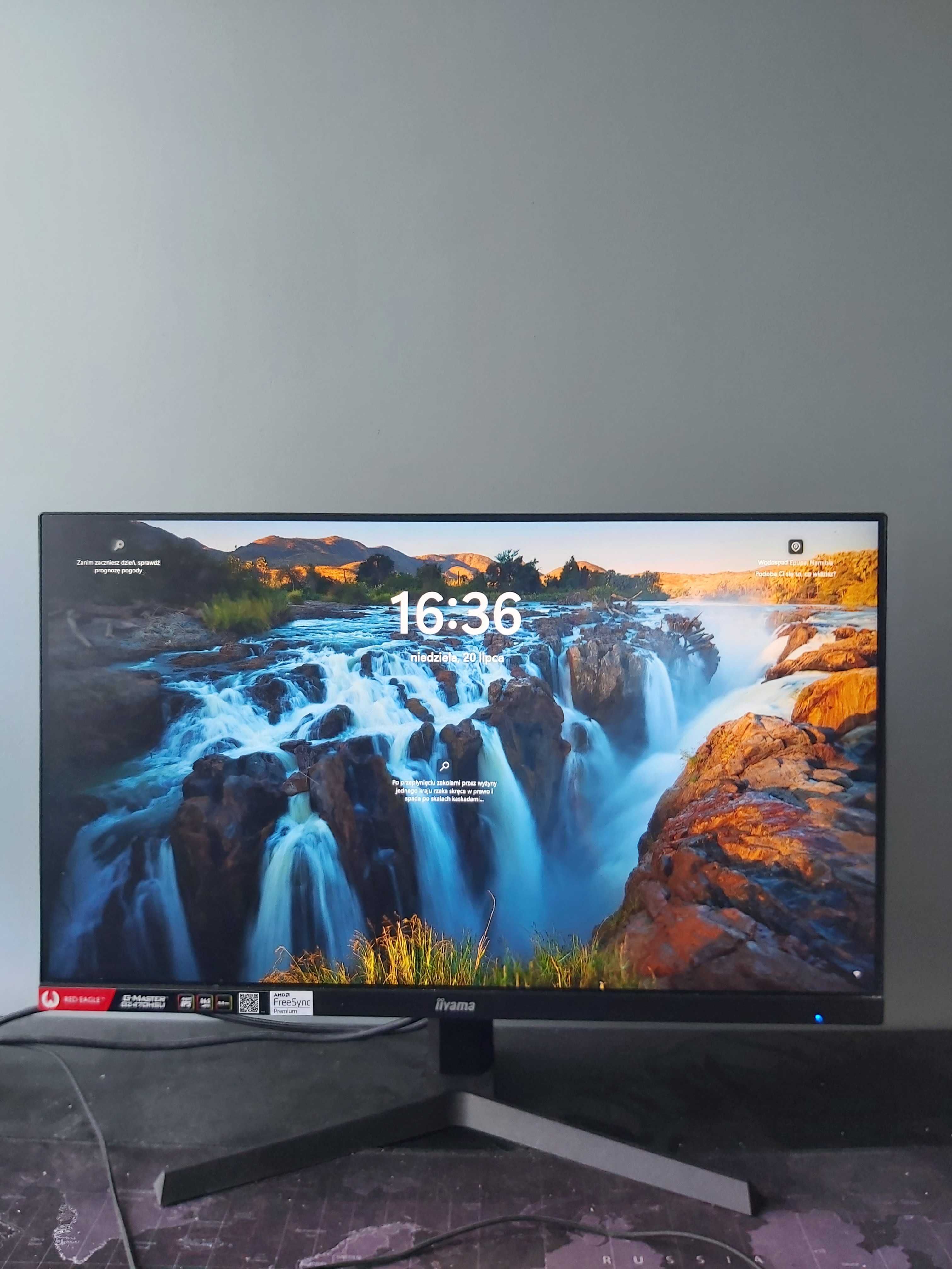 Komputer gamingowy Acer z monitorem