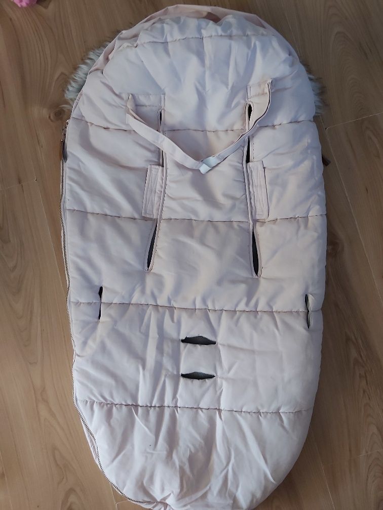 Śpiworek do wózka