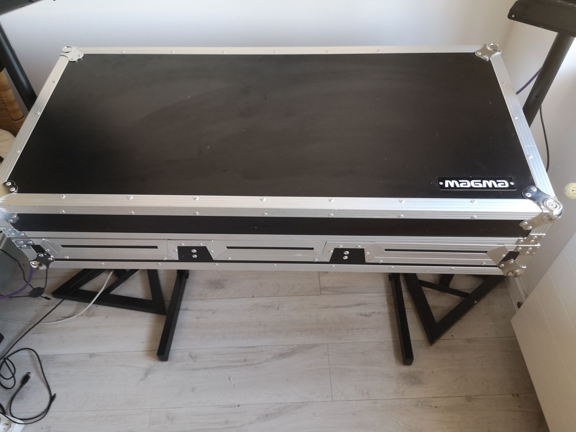 Magma CDJ - Workstation 2000/900