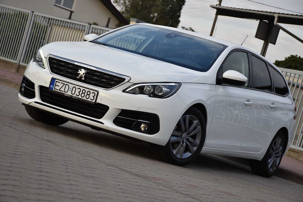 Peugeot 308 II Active Pack Business LIFT 1.5HDi 1WŁ Wyposażony, SERWIS