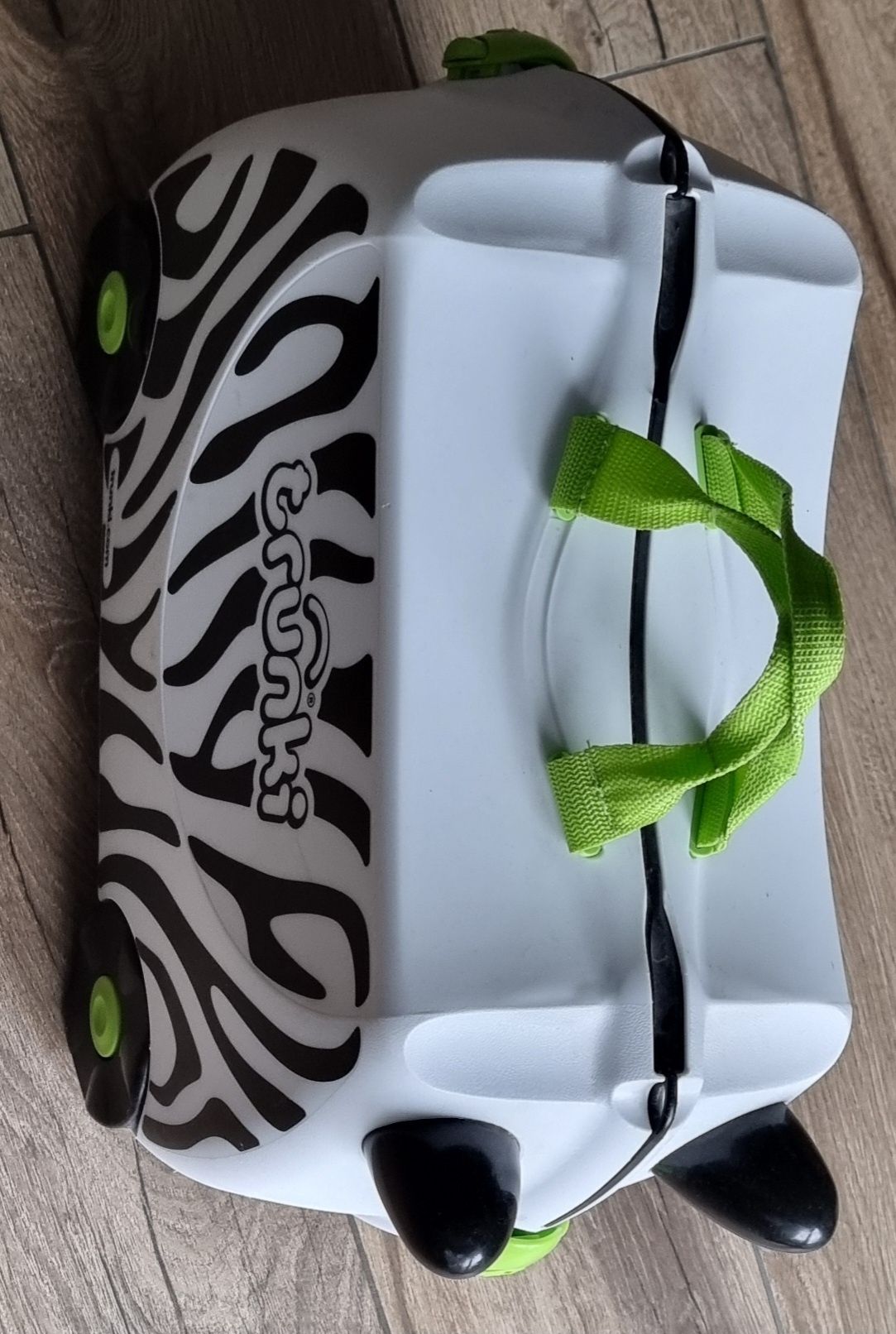 Trunki jeżdżąca walizeczka Zebra