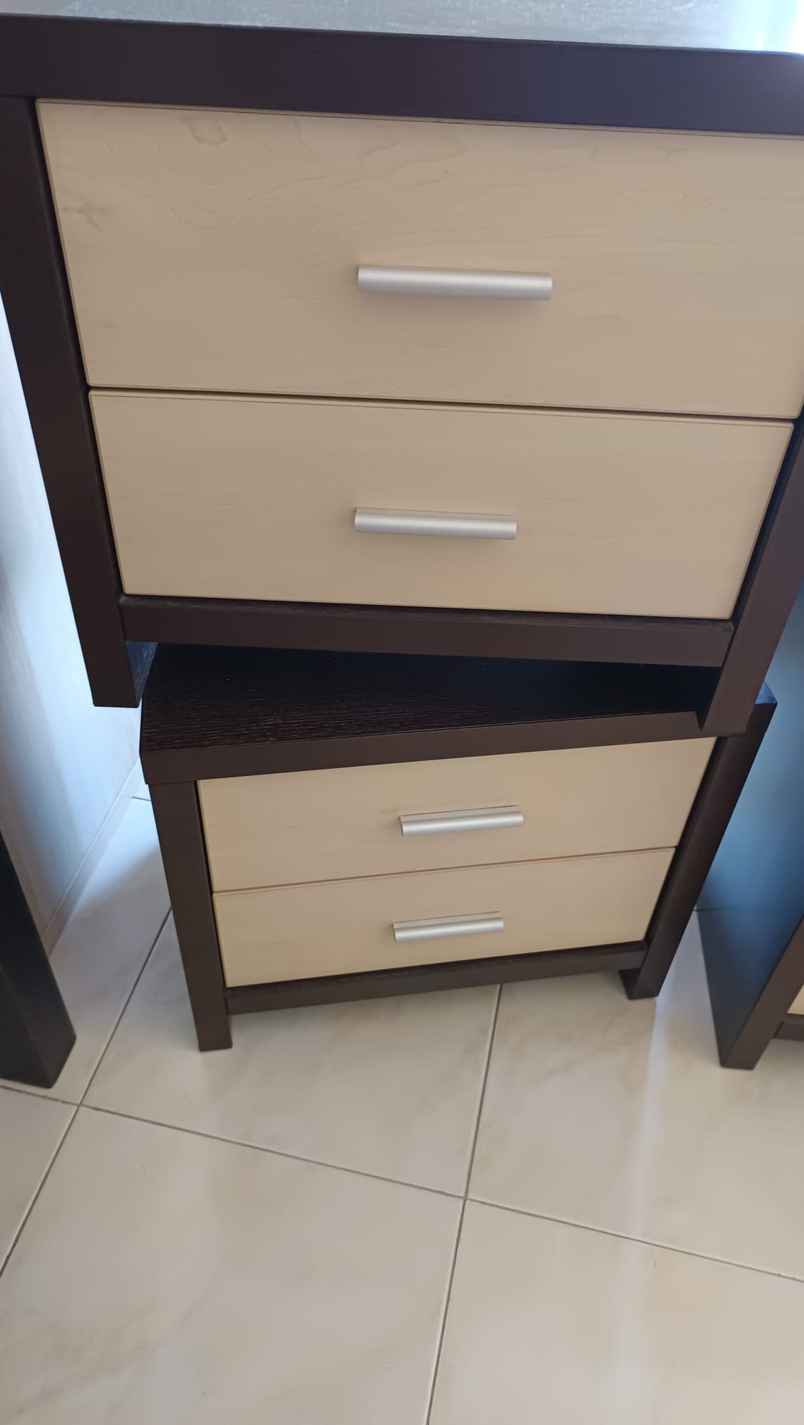 Mobiliário de Quarto de Casal – Bom Estado | Preço Negociável
