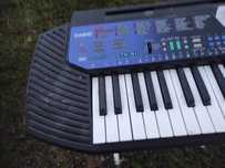 Casio gra  bardzo dobrze