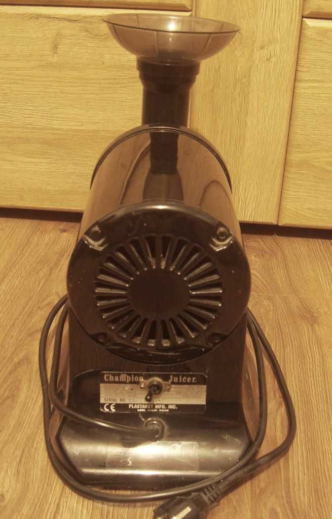 Wyciskarka do warzyw i owoców Champion