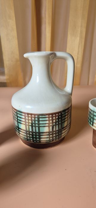Piękna ceramiczna karafka dzbanek z kieliszkami vintage komplet T9
