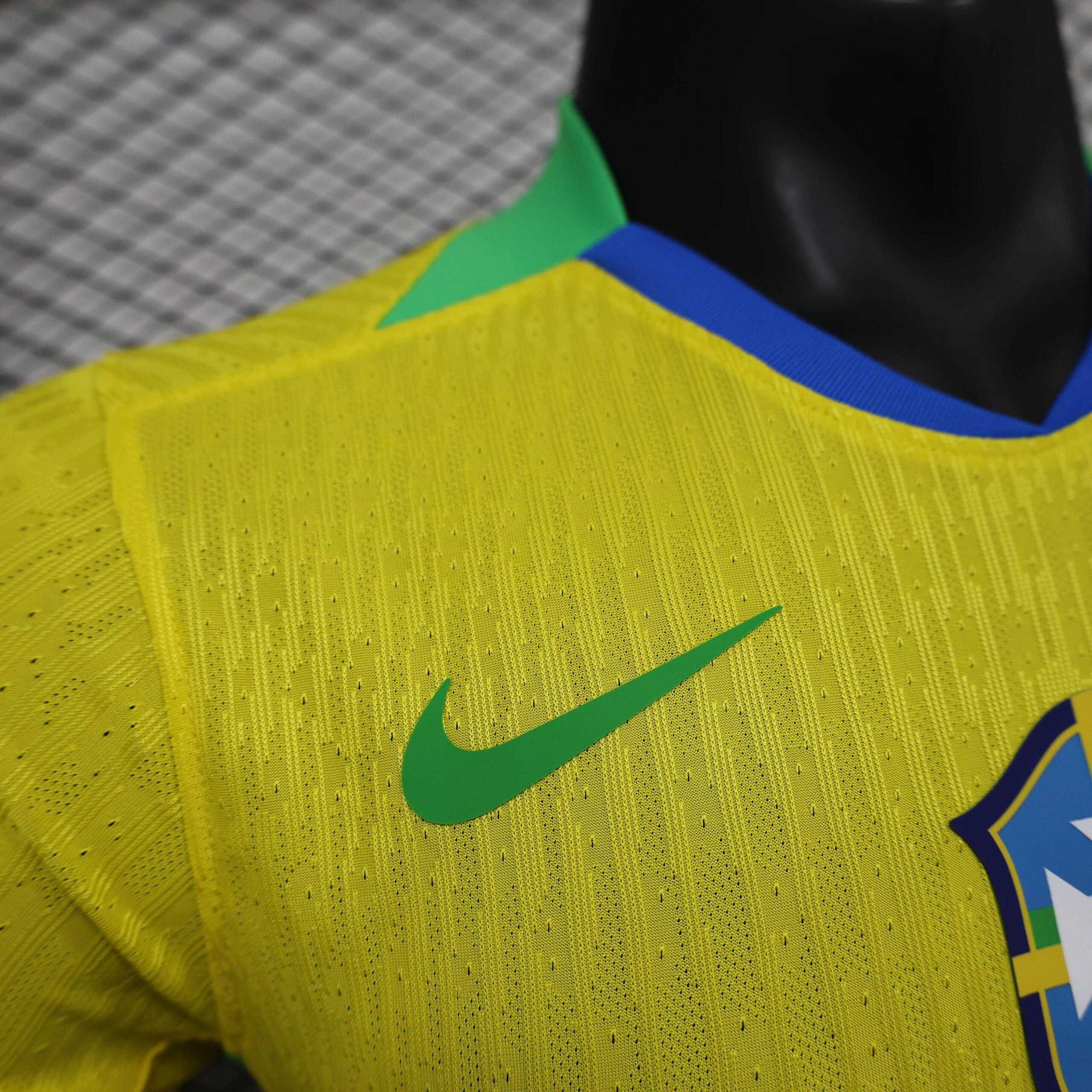 Brazylia 25/26 sezon wersja domowa zawodników R.M