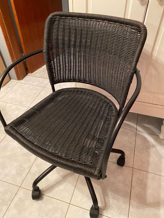 Cadeira Giratória IKEA em bom estado 20€€€
