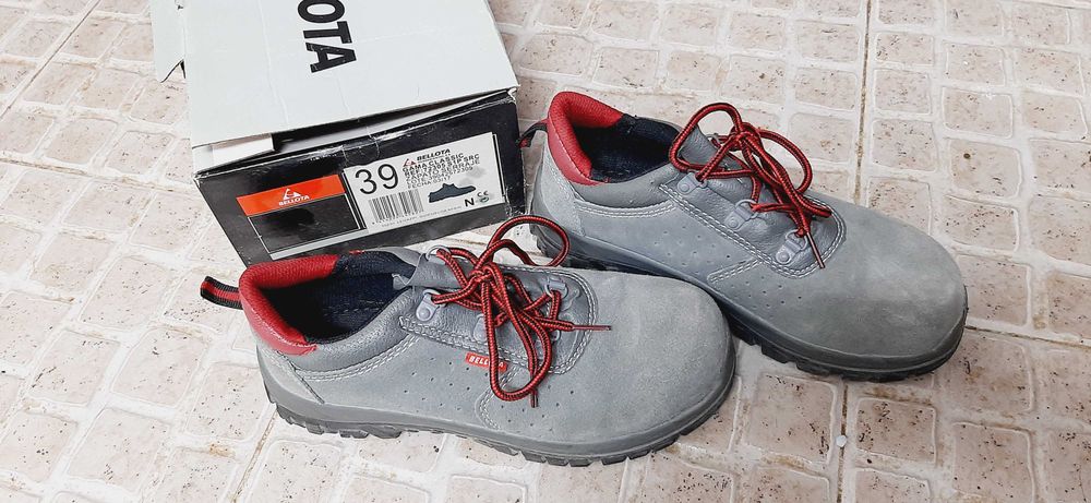 Botas biqueira de aço Bellota como novas