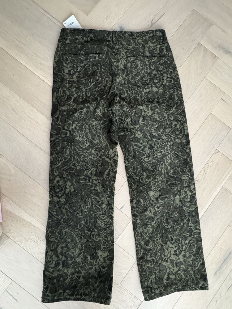 Zara spodnie z nadrukiem rozm. 42