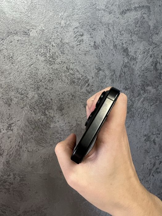 Б/у Iphone 16 Pro 512 Black Titanium 29ц заряду