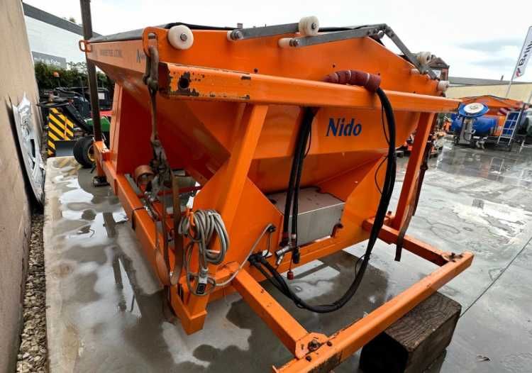 Piaskarka Solarka Posypywarka Schmidt Nido Stratos Epoke Unimog