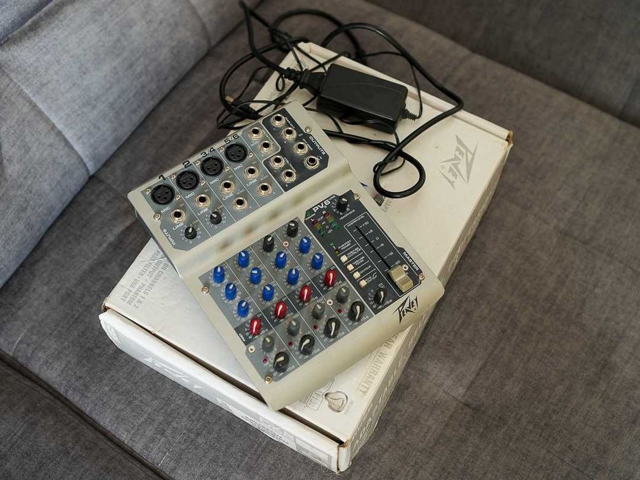 Peavey PV6 USB – 6-kanałowy mikser z interfejsem audio USB