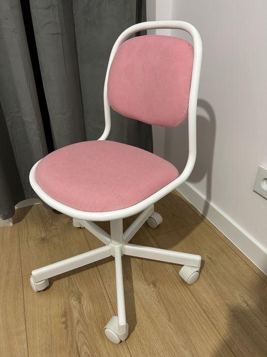IKEA ORFJALL krzesło biurowe obrotowe kolor różowy dziecięce