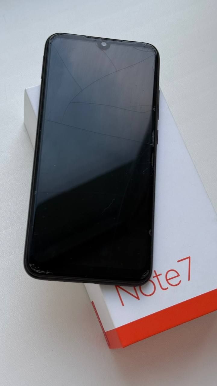Redmi Note 7 дисплей 6.3" продам б/у телефон