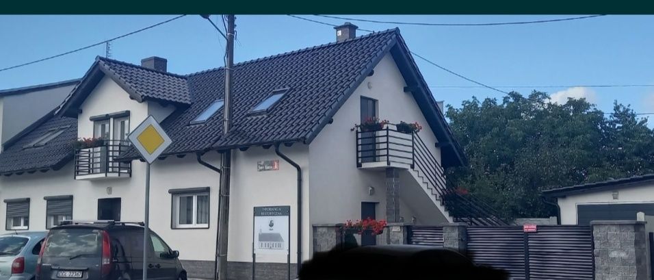 Na sprzedaż piękny, wyremontowany dom