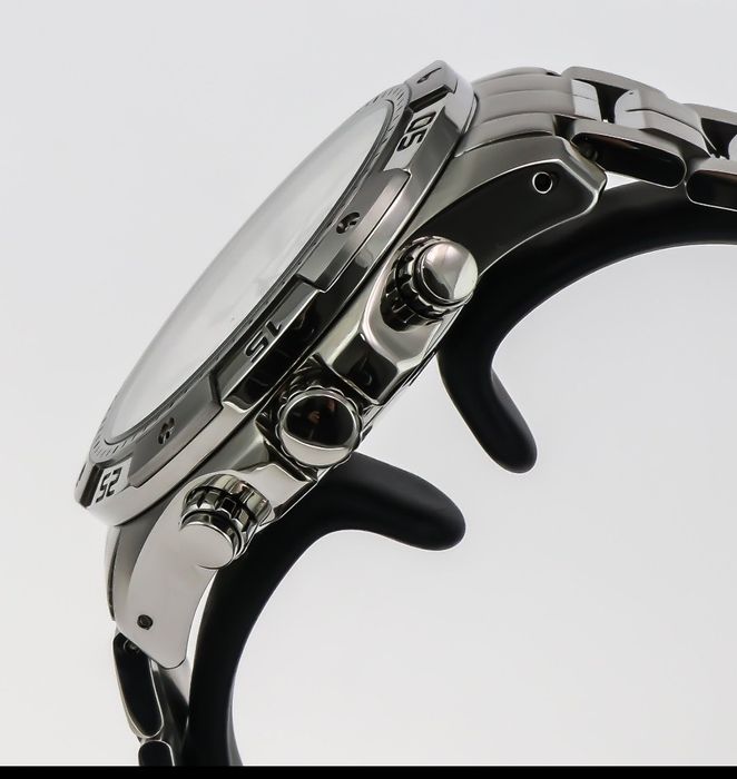 Relógio chronografo Suíço Optima