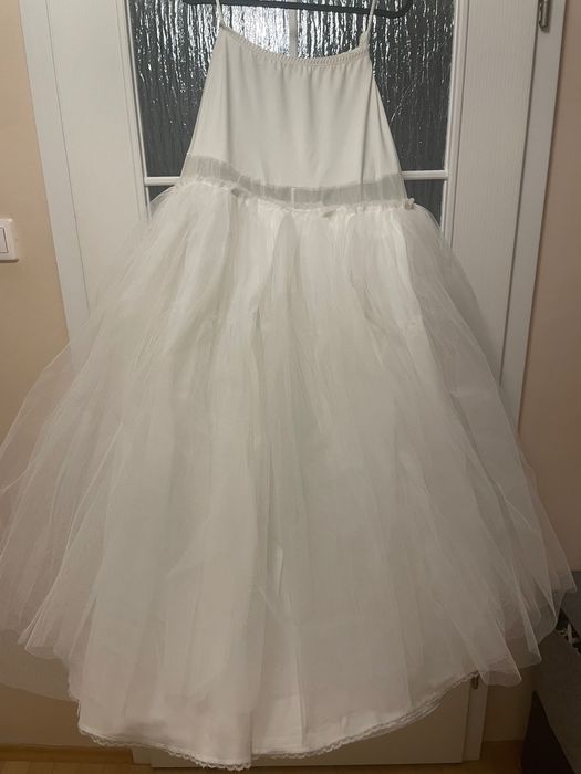 Sprzedam koło/halkę do sukni ślubnej