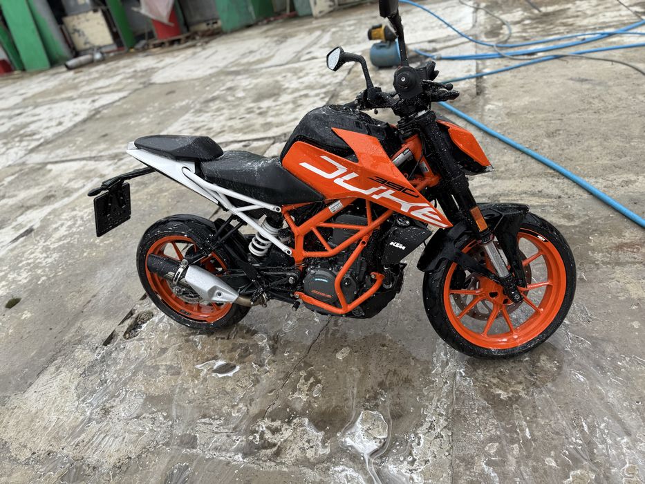 KTM duke 390 2020