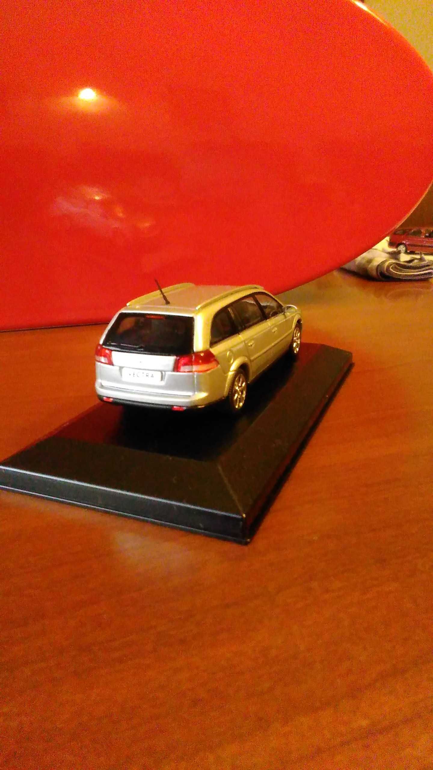 Miniatura de Opel Vectra caravan