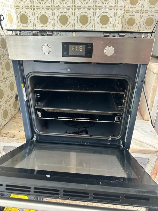 Ótima placa com forno