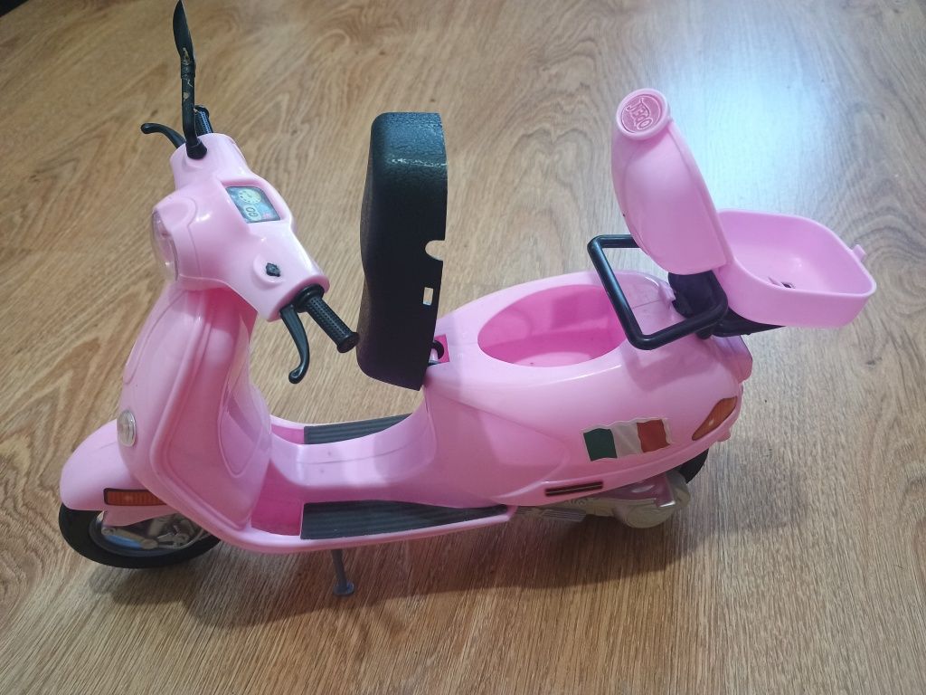 Skuter dla lalki Barbie