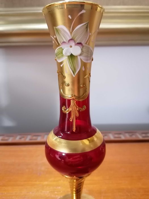 Delicada Jarra assinada, em Vidro Murano