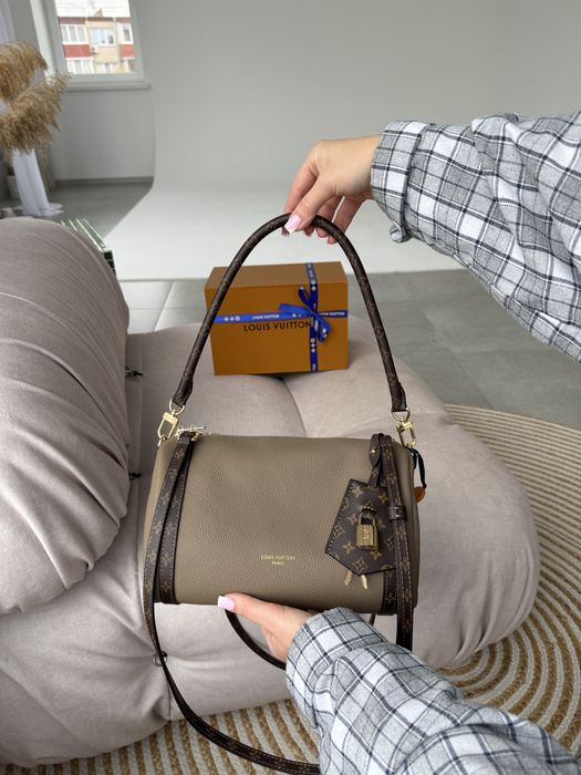 Torebka Louis Vuitton express pm