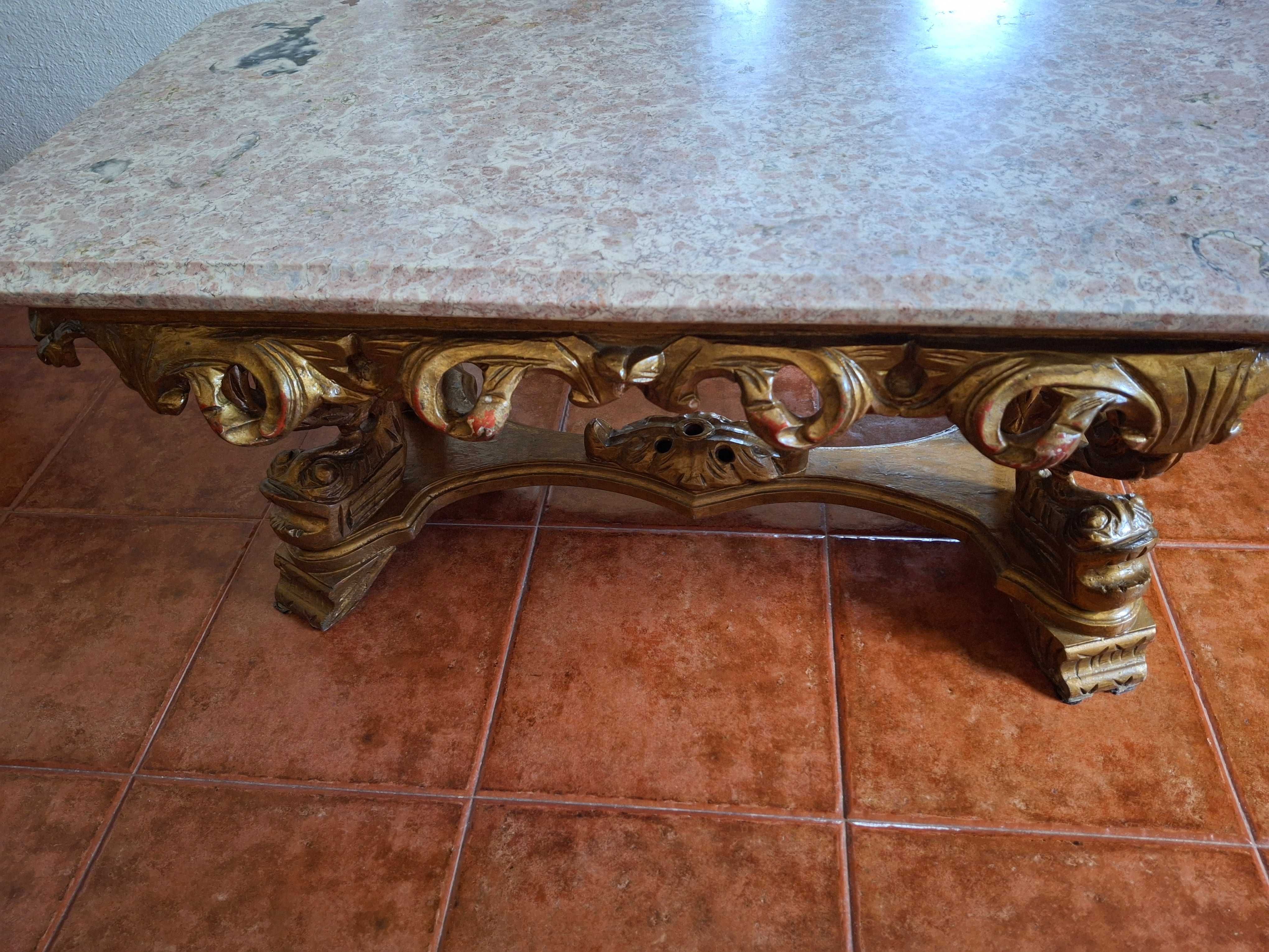 Mesa de centro madeira e mármore