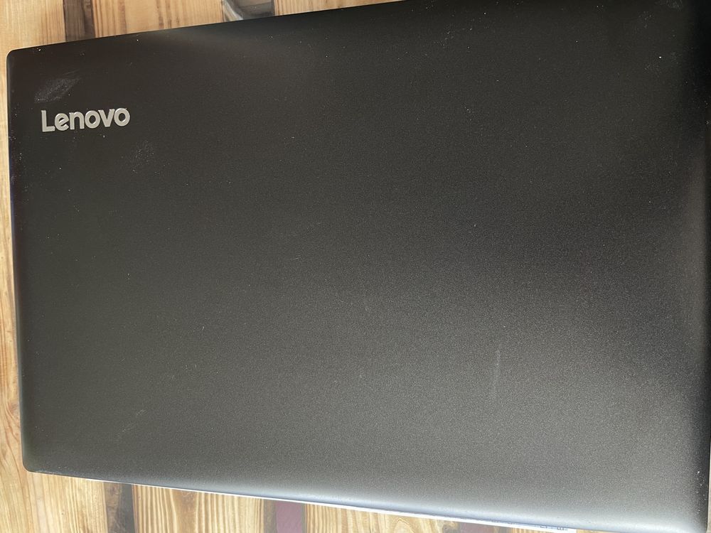 Ноутбук Lenovo