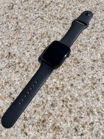 Apple Watch 5 (44мм)