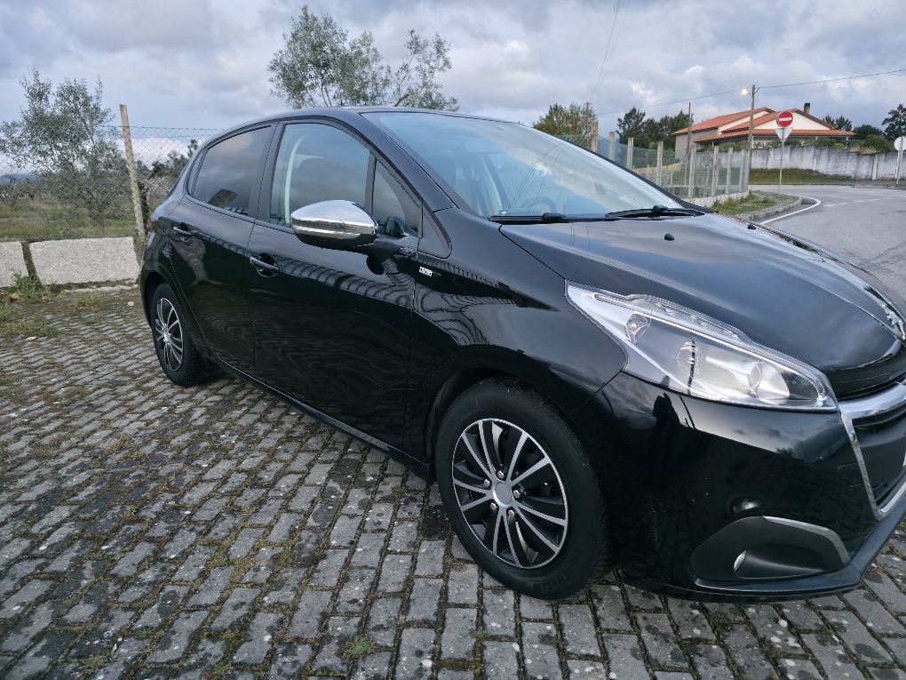 Peugeot 208 1.6 blueHdi