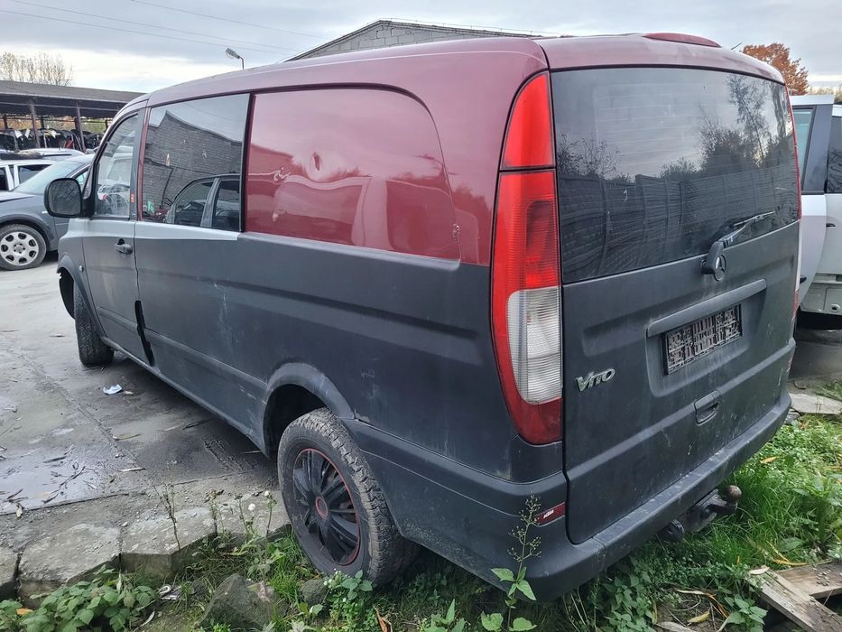 mercedes vito w639 fotel kanapa deska kokpit podsufitka boczek podłokietnik licznik panel szyb stacyjka