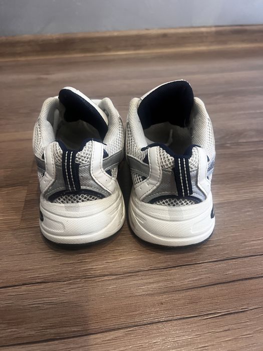 Кросівкі для хлопчика і дівчинки