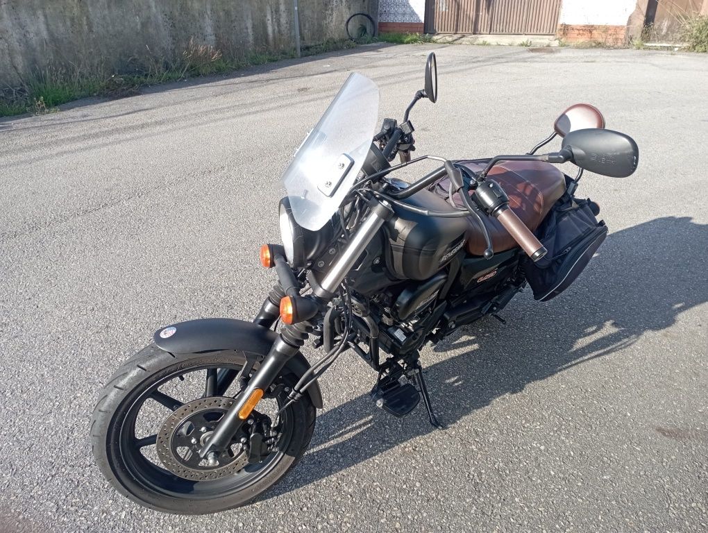 Moto UM Renegade 125 Sport