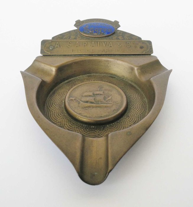 Antigo cinzeiro publicitário Fabrica Calçado Sagres - A. Saraiva & CIA