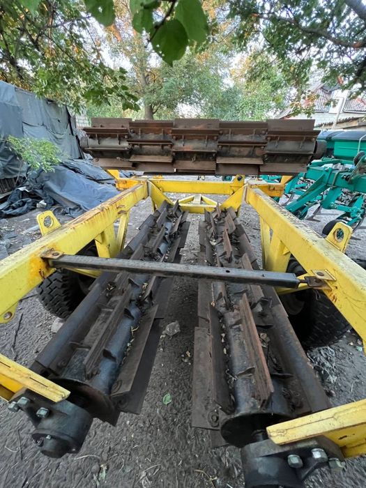 Каток польовий (ущільнювач ґрунту) – відмінний стан