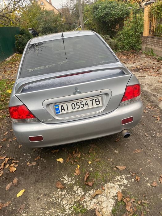 Продам свій автомобіль лансер 9