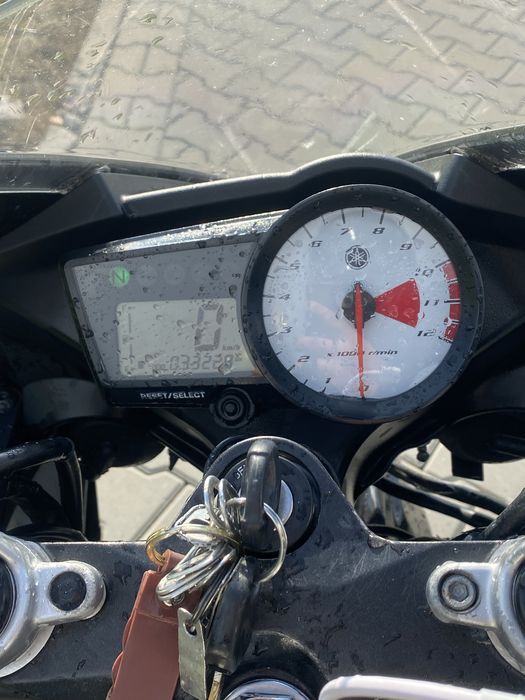 Yamaha yzf-R125 zadbana