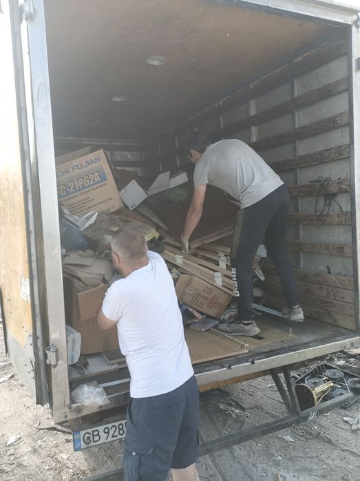 Вивіз мусора Вивіз хламу