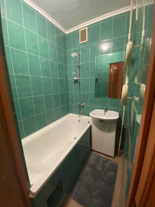 Оренда однокімнатної квартири на вул. Максимовича