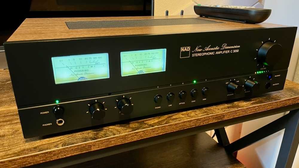NAD C3050 Amplificador Estéreo com BluOS e Dirac, excelente estado