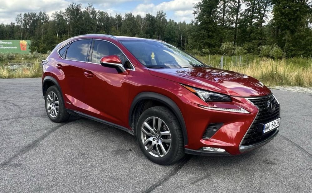 Lexus NX 300h 2021r  Skory bardzo bogate wyposarzenie .Mozliwa zamiana