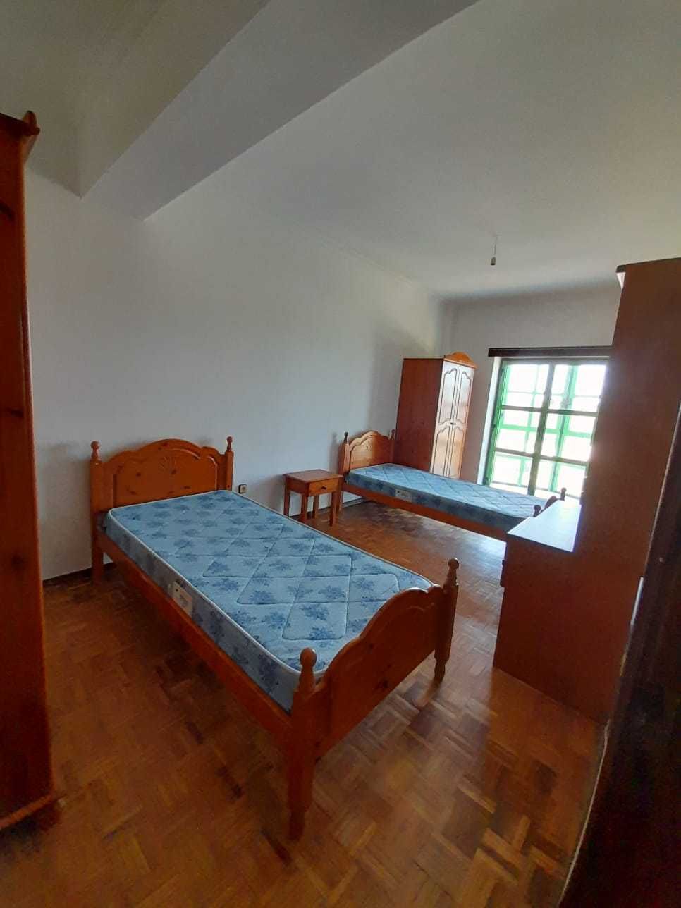 Quartos - Estudantes - junto ao Ipg