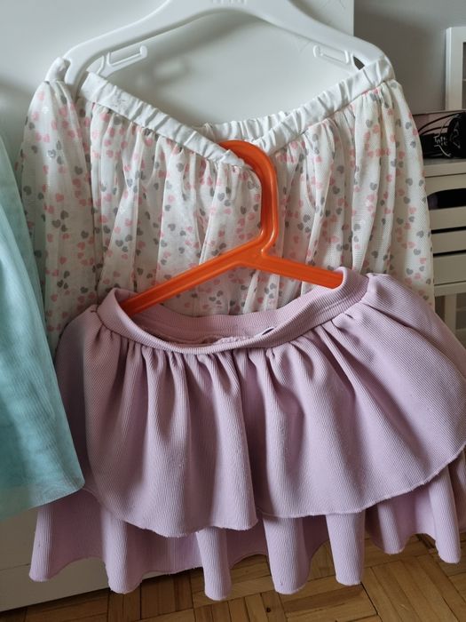 Spódniczki  122/128 tiulowe