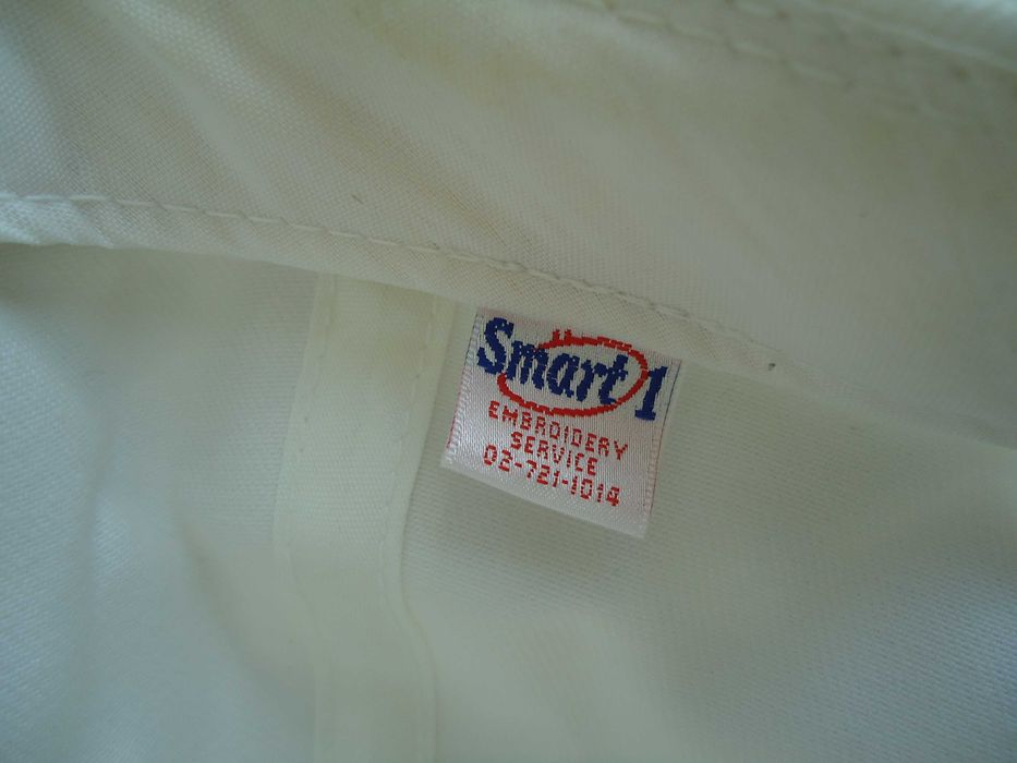 biała vintage czapka z daszkiem dzokejka retro