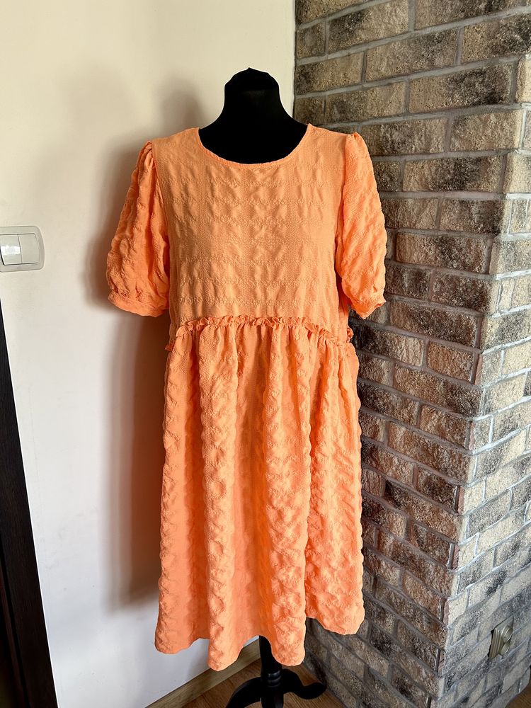 Nwa letnia pomarańczowa sukienka rozmiar M