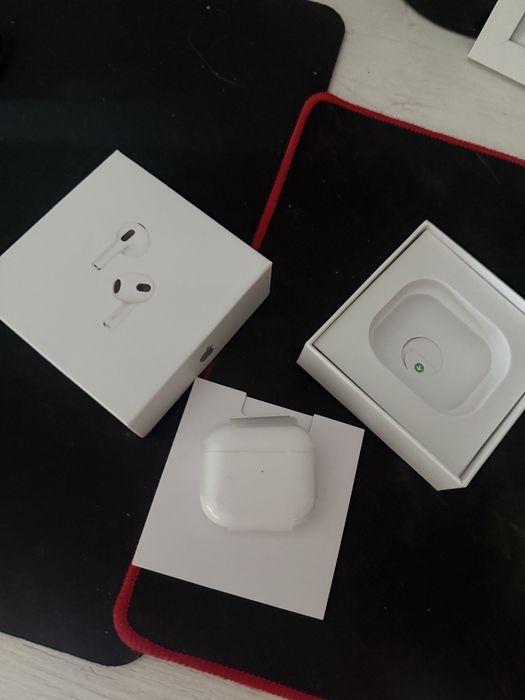 Airpods 3 Generacji