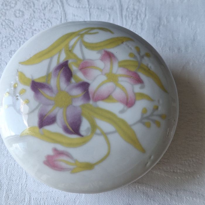 Szkatułka porcelanowa mini